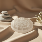 Placa de selenita mandala 8 cm para cargar cristales