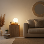 Lámpara de mesa esférica marfil con base de madera natural