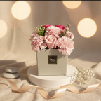 Ramo de flores de jabón rosas de color rosa y clavel en caja regalo para baño romántico