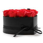 Caja corazón negra con 13 rosas de jabón rojas para baño romántico y regalo elegante
