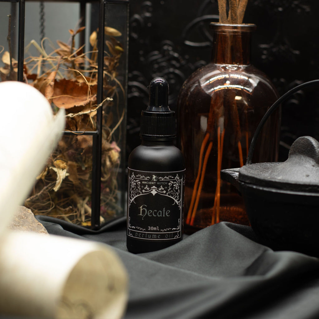Aceite Perfumado Hécate con Bergamota, Jazmín y Sándalo 30 ml